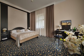 EA Hotel Royal Esprit**** - třílůžkový pokoj