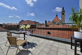 EA Hotel Royal Esprit**** - Doppelzimmer mit Terrasse mit Blick auf die Prager Altstadt - Terrasse